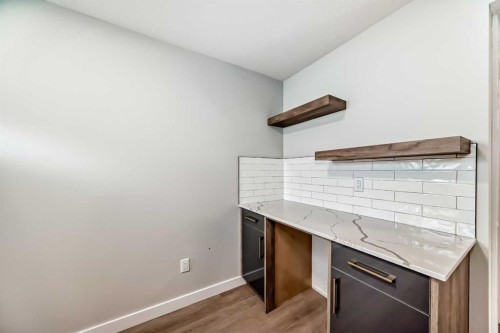 903 Clover Road, Carstairs, AB - Indoor Photo Showing Other Room