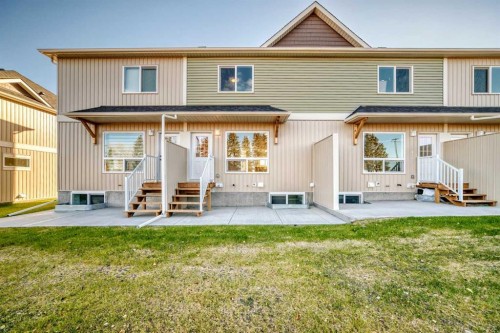 903 Clover Road, Carstairs, AB - Outdoor
