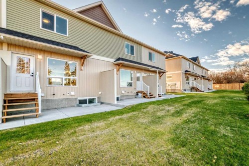 903 Clover Road, Carstairs, AB - Outdoor