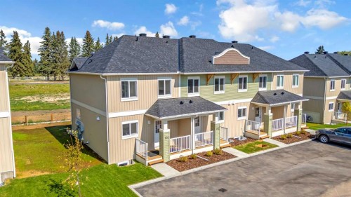 903 Clover Road, Carstairs, AB - Outdoor With Deck Patio Veranda