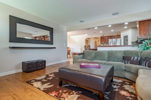 6 Cranwell Link Se, Calgary, AB - Indoor Photo Showing Living Room