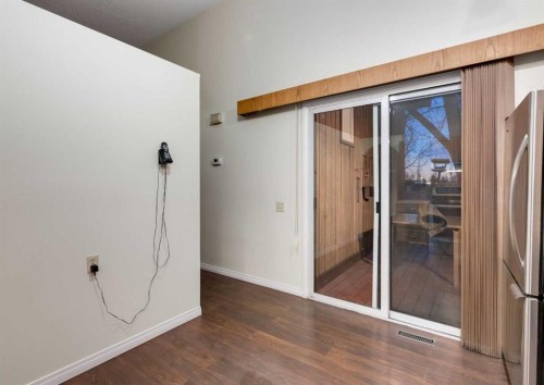 63 Brookpark Crescent Sw, Calgary, AB -  Photo Showing Other Room