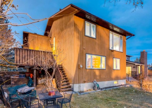 63 Brookpark Crescent Sw, Calgary, AB - Outdoor