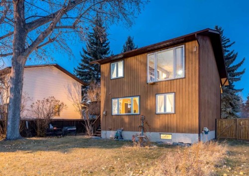 63 Brookpark Crescent Sw, Calgary, AB - Outdoor
