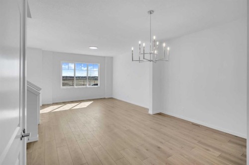 541 Bayview Street Sw, Airdrie, AB - Indoor Photo Showing Other Room