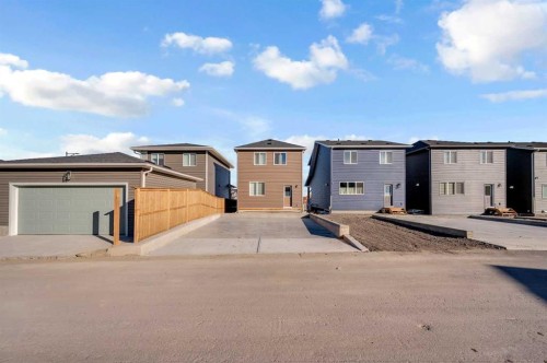 541 Bayview Street Sw, Airdrie, AB - Outdoor
