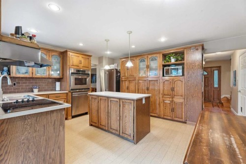 411 Wilderness Place Se, Calgary, AB - Indoor Photo Showing Kitchen