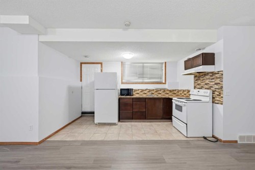 11 Covecreek Close Ne, Calgary, AB 