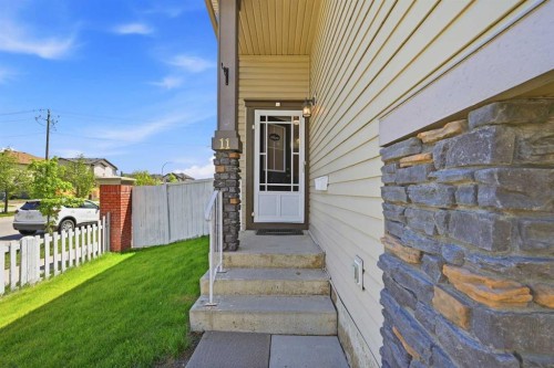 11 Covecreek Close Ne, Calgary, AB 