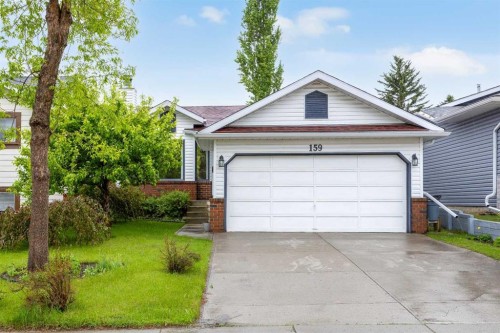 159 Shawinigan Drive Sw, Calgary, AB - Outdoor