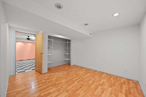 159 Shawinigan Drive Sw, Calgary, AB - Indoor Photo Showing Other Room