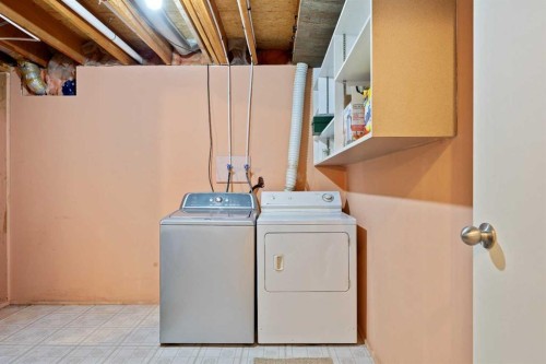 159 Shawinigan Drive Sw, Calgary, AB - Indoor Photo Showing Laundry Room