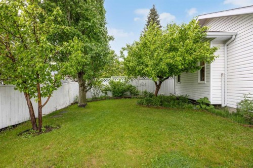 159 Shawinigan Drive Sw, Calgary, AB - Outdoor