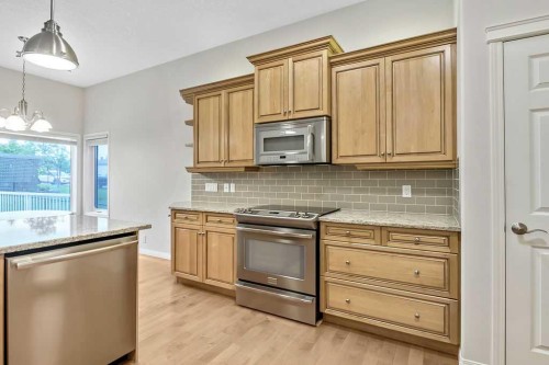 41 Cranston Drive Se, Calgary, AB - Indoor Photo Showing Kitchen