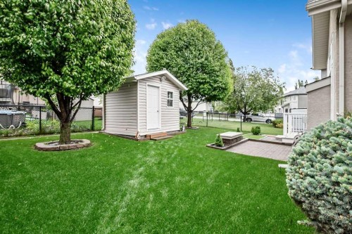 41 Cranston Drive Se, Calgary, AB - Outdoor