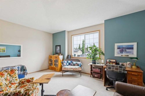 23 Tuscarora Close Nw, Calgary, AB - Indoor
