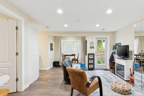 23 Tuscarora Close Nw, Calgary, AB - Indoor
