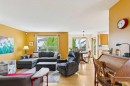 23 Tuscarora Close Nw, Calgary, AB  - Indoor Photo Showing Living Room 