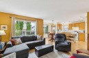 23 Tuscarora Close Nw, Calgary, AB  - Indoor Photo Showing Living Room 