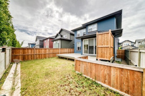 259 Kingfisher Crescent Se, Airdrie, AB 