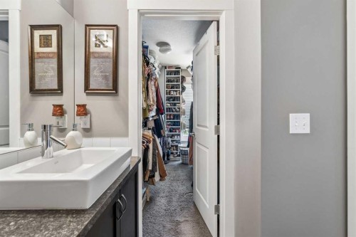 117 Rainbow Falls Boulevard, Chestermere, AB 