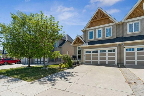 117 Rainbow Falls Boulevard, Chestermere, AB 