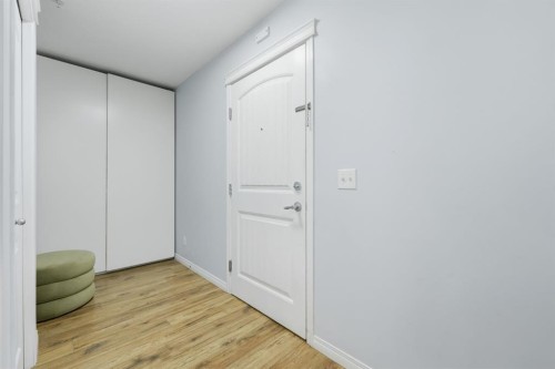 2223-115 Prestwick Villas Se, Calgary, AB - Indoor Photo Showing Other Room