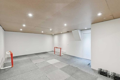 5924 Dalridge Hill Nw, Calgary, AB - Indoor