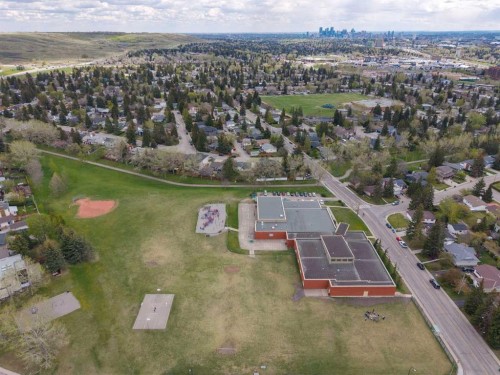 5924 Dalridge Hill Nw, Calgary, AB - Outdoor With View