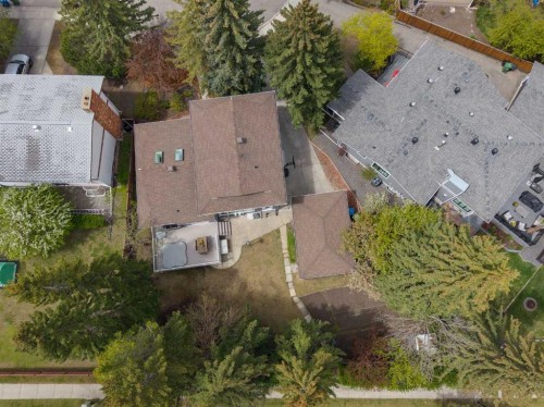 5924 Dalridge Hill Nw, Calgary, AB - Outdoor