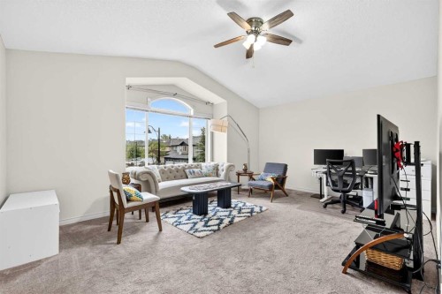 13 Cougar Ridge Circle Sw, Calgary, AB - Indoor