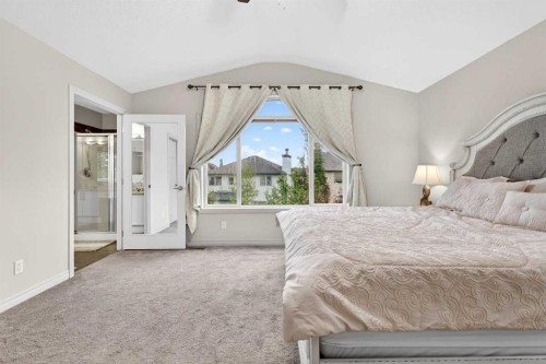 13 Cougar Ridge Circle Sw, Calgary, AB - Indoor Photo Showing Bedroom