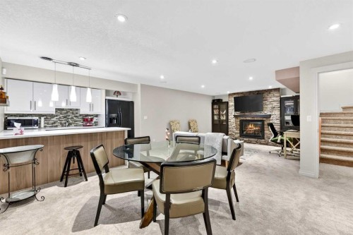 13 Cougar Ridge Circle Sw, Calgary, AB - Indoor Photo Showing Dining Room