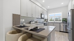 99 Les Jardins Park SE Calgary, AB T2C 5V3