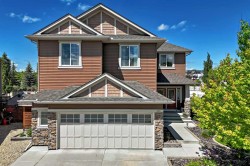 121 Drake Landing Manor Okotoks, AB T1S 0E7