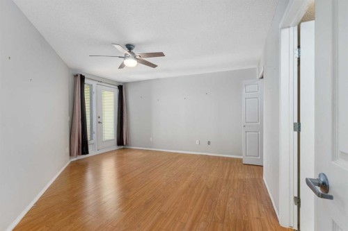 2327-700 Willowbrook Road Nw, Airdrie, AB - Indoor Photo Showing Other Room