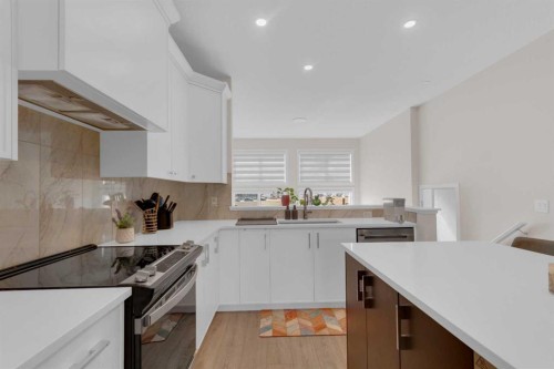 49 Heirloom Crescent Se, Calgary, AB - Indoor Photo Showing Kitchen