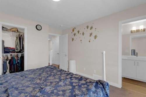 49 Heirloom Crescent Se, Calgary, AB - Indoor Photo Showing Bedroom