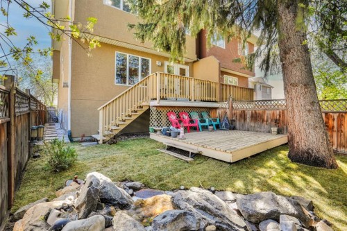 1650 Westmount Boulevard Nw, Calgary, AB - Outdoor With Exterior
