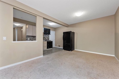 203 Morningside Circle Sw, Airdrie, AB - Indoor Photo Showing Other Room