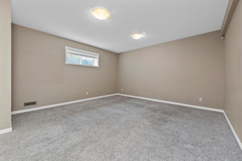 203 Morningside Circle Sw, Airdrie, AB - Indoor Photo Showing Other Room