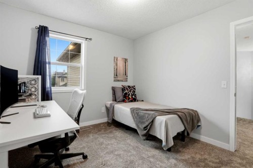 390 Douglas Ridge Circle Se, Calgary, AB - Indoor