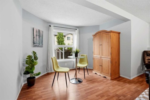 390 Douglas Ridge Circle Se, Calgary, AB - Indoor