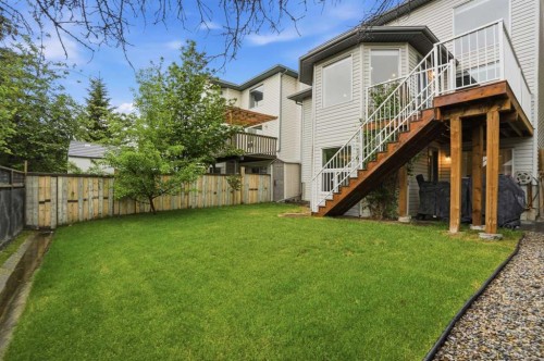 390 Douglas Ridge Circle Se, Calgary, AB - Outdoor