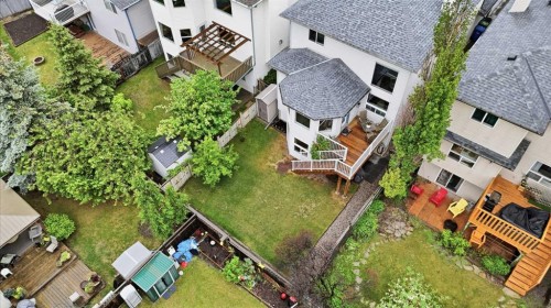 390 Douglas Ridge Circle Se, Calgary, AB - Outdoor