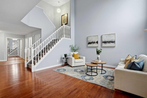 390 Douglas Ridge Circle Se, Calgary, AB - Indoor