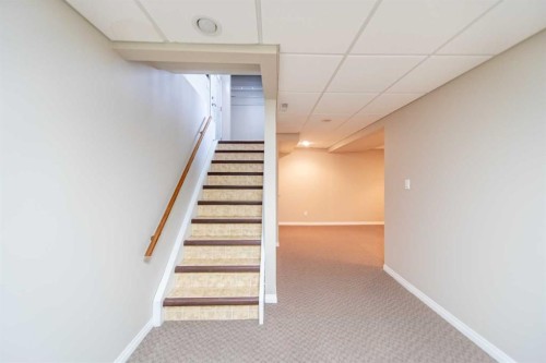 5119 30 Avenue Sw, Calgary, AB 