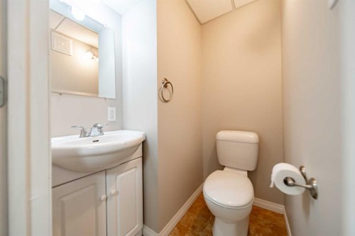 5119 30 Avenue Sw, Calgary, AB 