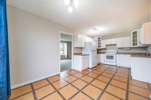 5119 30 Avenue Sw, Calgary, AB 