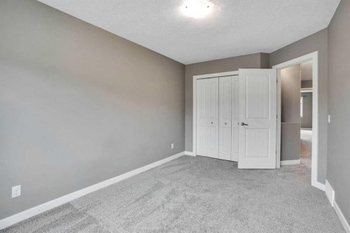3 Sunset Court, Cochrane, AB - Indoor Photo Showing Bathroom